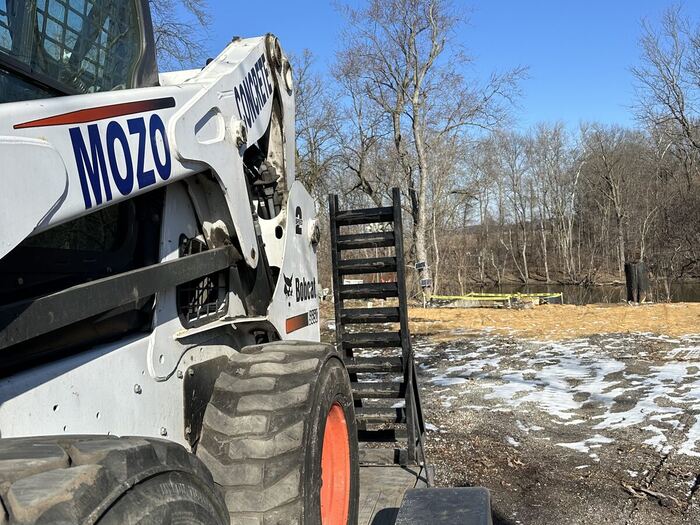 Mozo Concrete equipment on the job